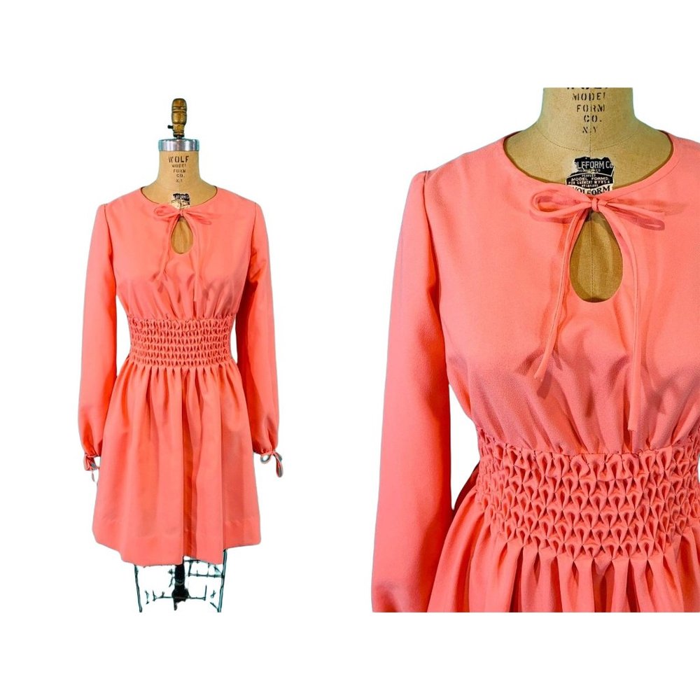 Vintage 1960s Peach Mini Dress Keyhole Shirred Waist | W 30-34"